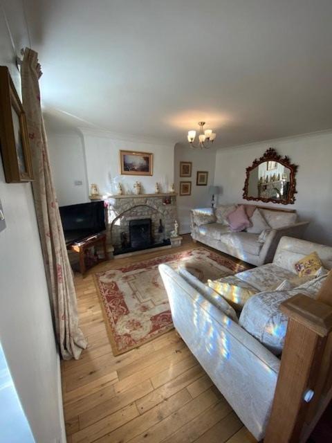Clearwater 17Th Century Cottage リッチモンド エクステリア 写真